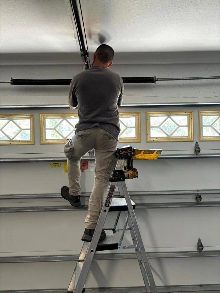 Garage door repair work, gallery photo 6